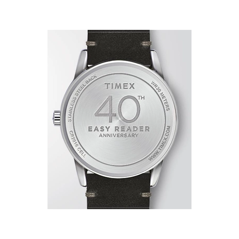 widok grawerki na deklu zegarka Timex TW2R36000